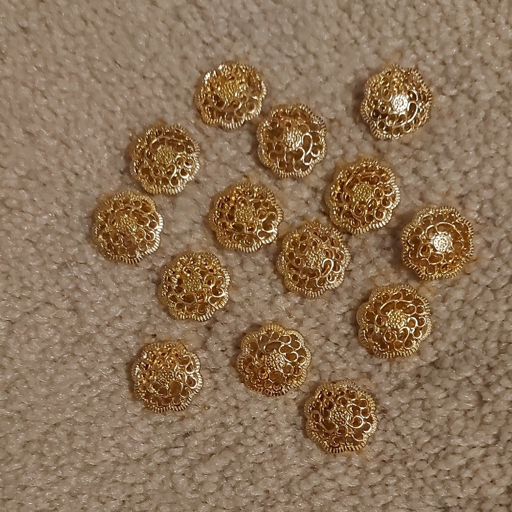 Set of 14 vintage gold buttons